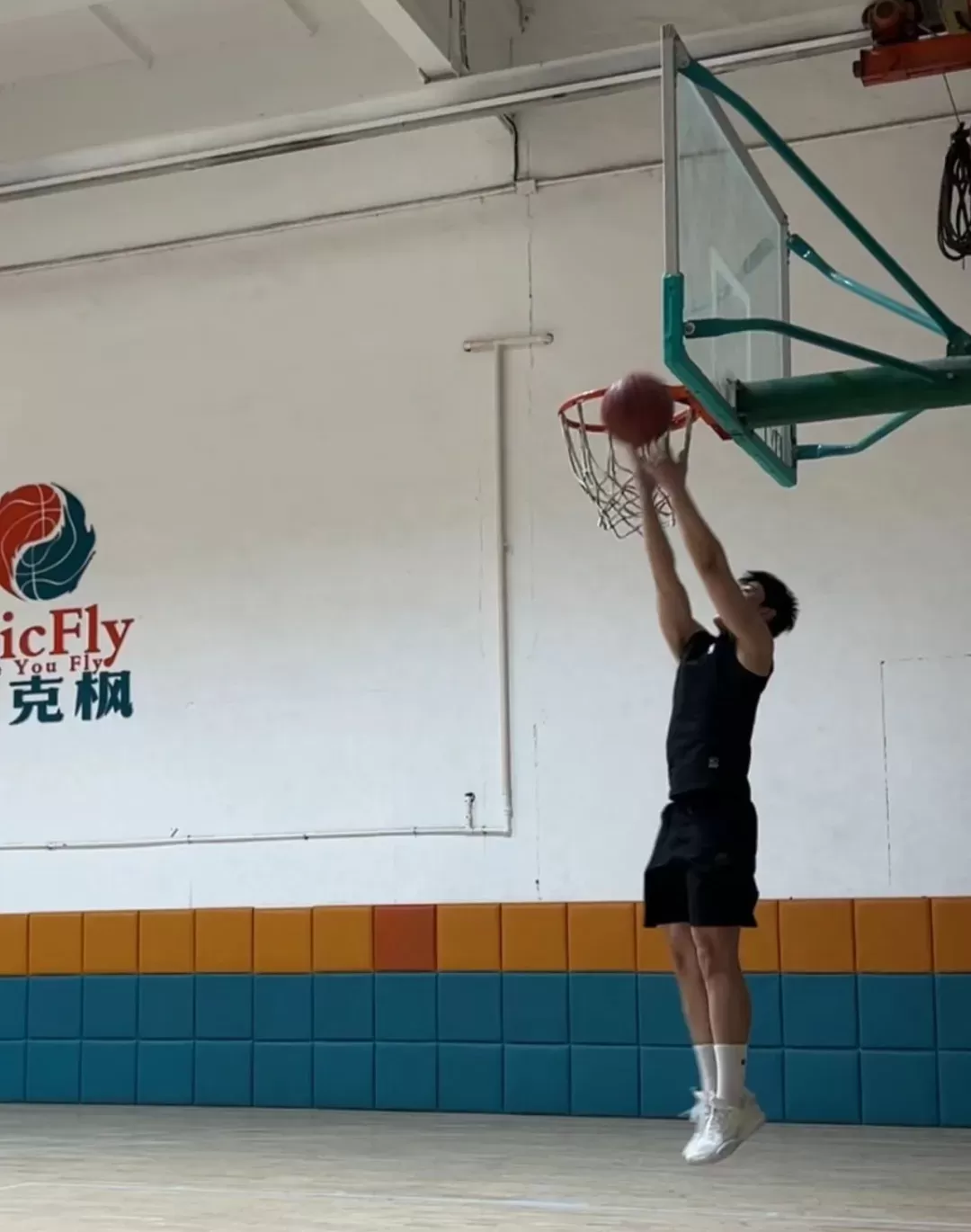 Youthful memories of falling in love with the basketball captain