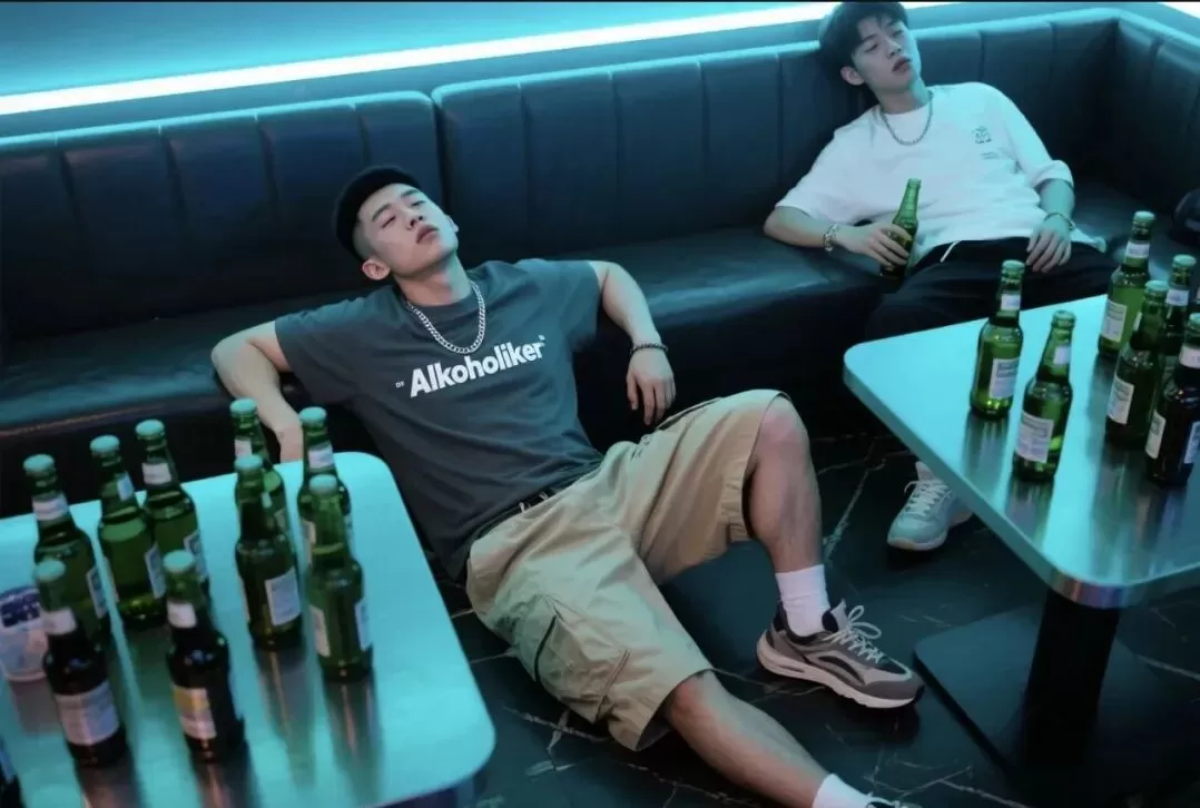 Get the handsome basketball captain