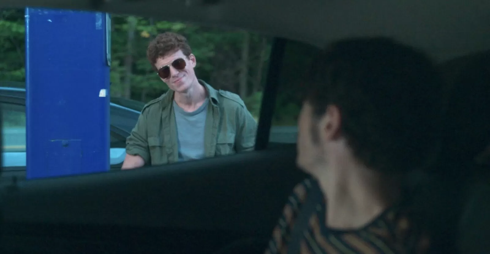 AUTOUR DU LAC (Birder) : chasse aux hommes AUTOUR DU LAC (Birder) : chasse aux hommes